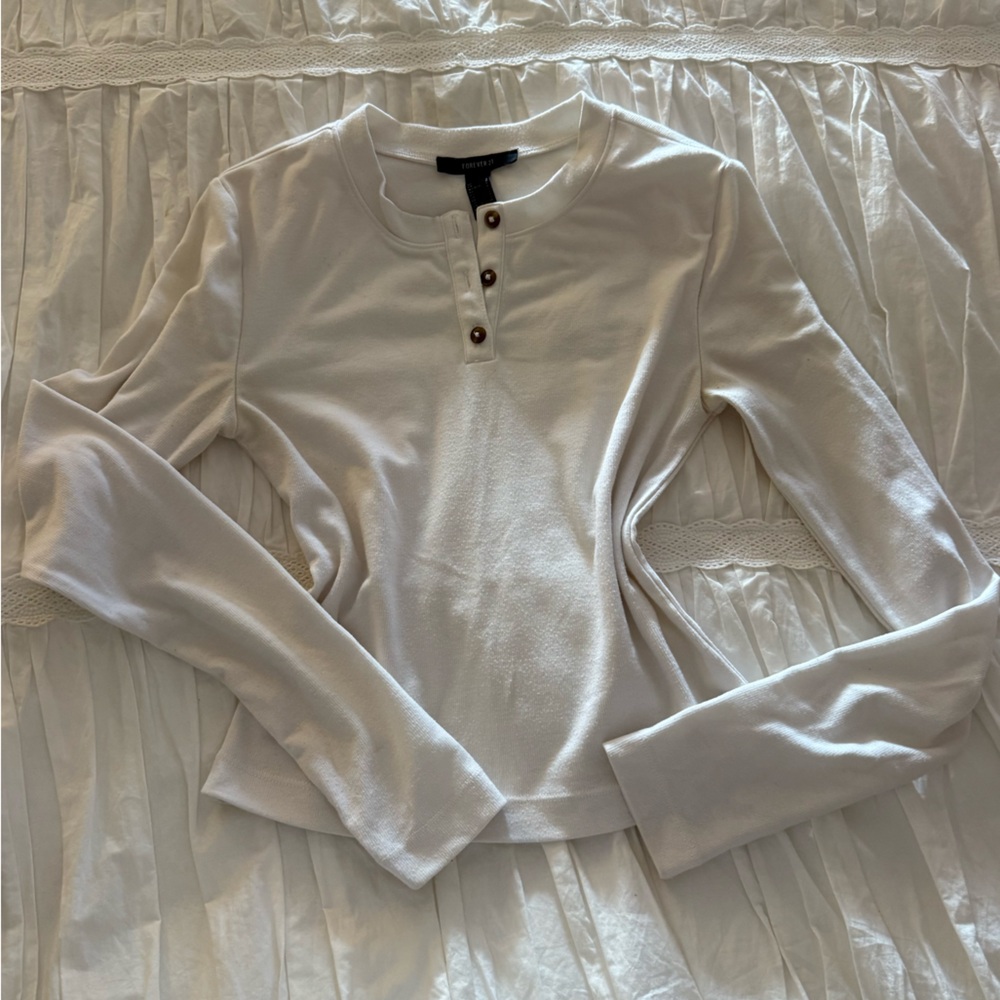 Forever 21 White Long Sleeve Button Up Shirt